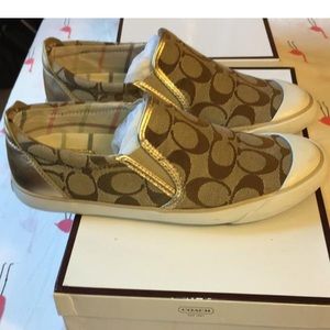 Authentic Coach skippies